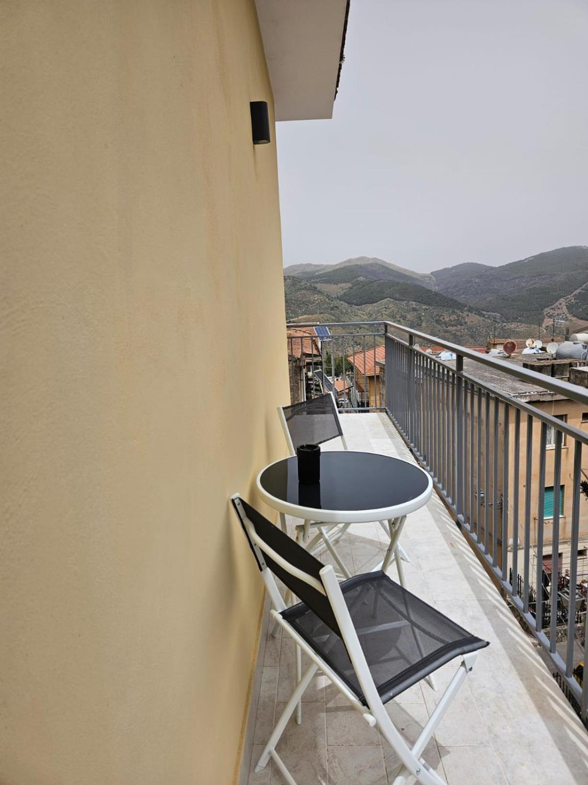 Flowers Apartments Marineo Exterior foto